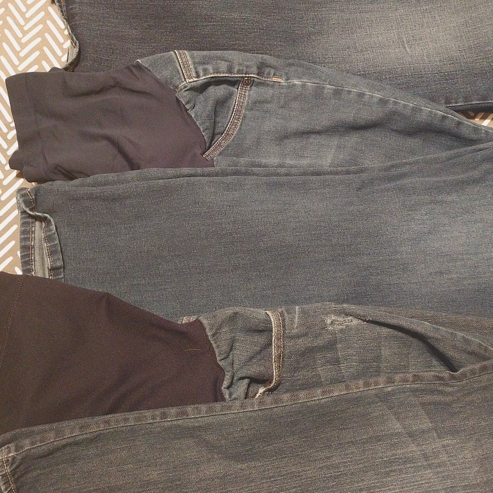 6 pairs total. Women's size 18 maternity pants
